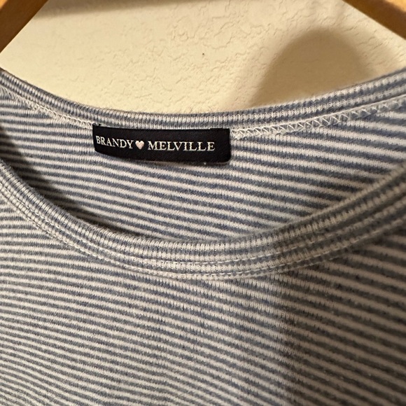 Brandy Melville Embroidered Striped Cropped T Shirt - Picture 4 of 5
